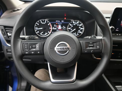 Used 2021 Nissan Rogue S image 14