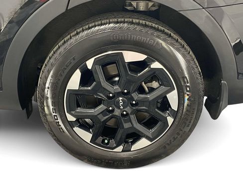 Used 2025 Kia Sorento S w/ Panoramic Sunroof Package FWD image 9