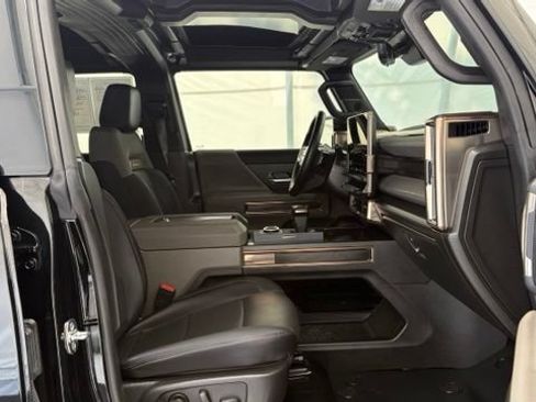 Used 2025 GMC Hummer EV 2X AWD/4WD image 19