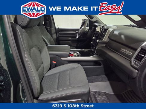 New 2026 RAM 1500 Big Horn AWD/4WD image 16