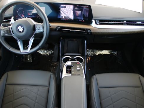 Used 2023 BMW X1 xDrive28i w/ Convenience Package AWD/4WD image 24