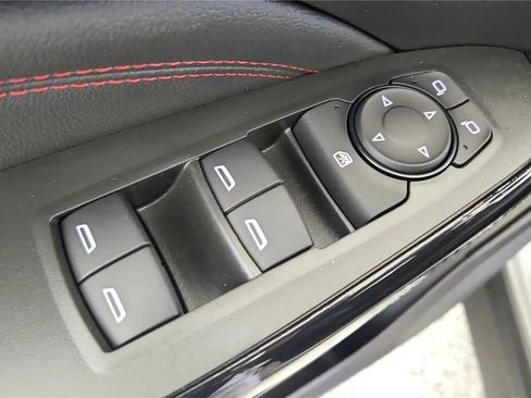 New 2026 Chevrolet Trax RS w/ Driver Confidence Package FWD image 31