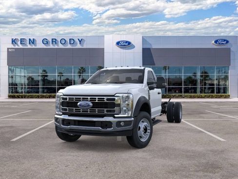 New 2026 Ford F600 2WD Regular Cab Super Duty w/ XL Chrome Package image 3