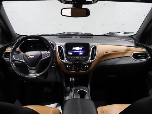 Used 2019 Chevrolet Equinox Premier image 16