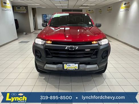Used 2025 Chevrolet Colorado Trail Boss AWD/4WD image 22