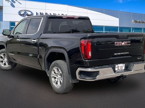 Used 2025 GMC Sierra 1500 SLT image 12