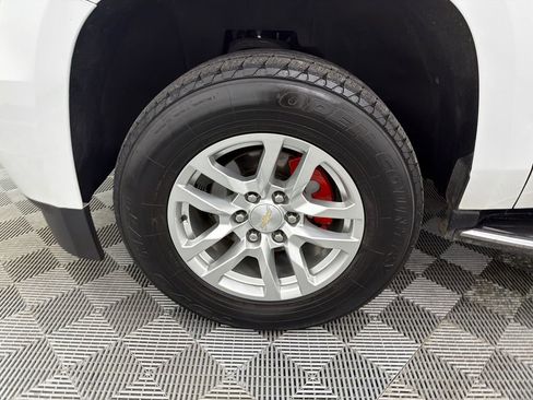 Used 2015 Chevrolet Tahoe LTZ RWD image 12