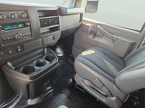 Used 2025 Chevrolet Express 2500 w/ Driver Convenience Package RWD image 12