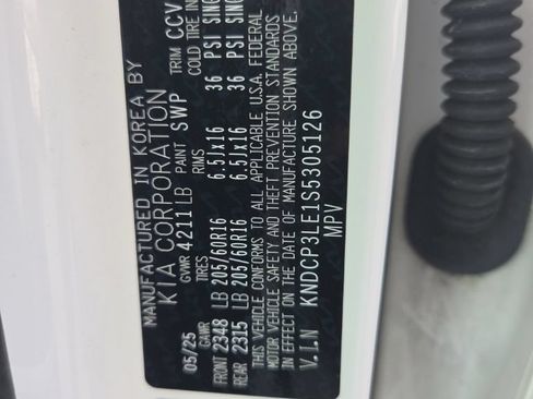 Used 2025 Kia Niro LX FWD image 3