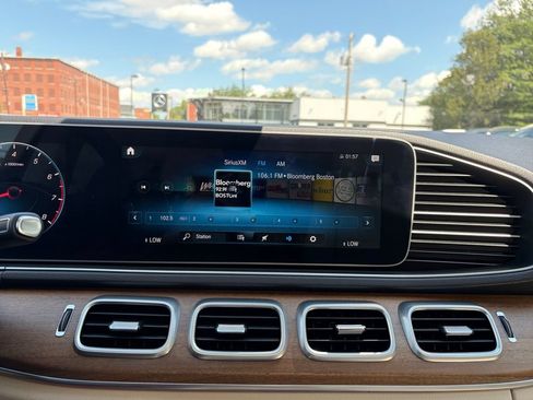 Certified 2021 Mercedes-Benz GLE 350 4MATIC image 24