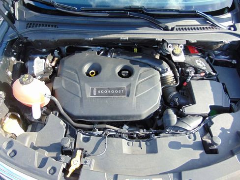 Used 2017 Lincoln MKC Reserve w/ Lincoln MKC Climate Package image 37