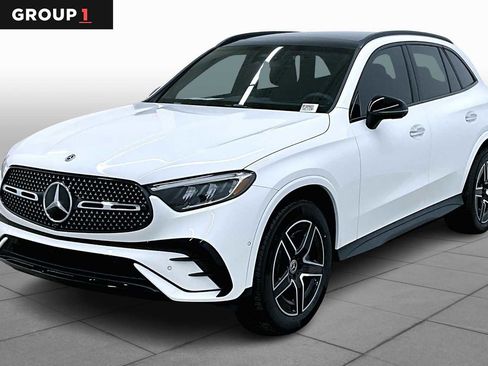 New 2025 Mercedes-Benz GLC 300 4MATIC image 1