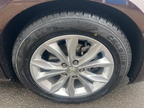 Used 2020 Chevrolet Malibu LT image 13