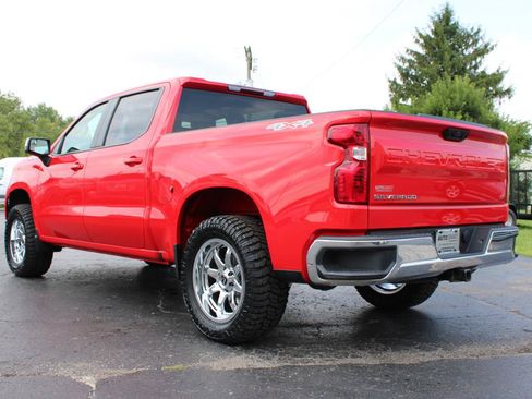 Used 2024 Chevrolet Silverado 1500 LT AWD/4WD image 10