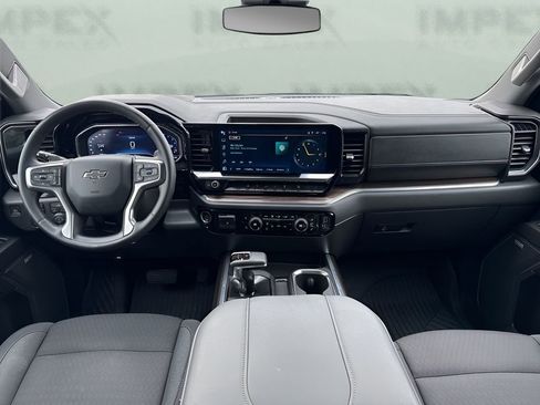 Used 2024 Chevrolet Silverado 1500 LT Trail Boss w/ Convenience Package II image 12