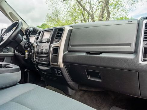 Used 2017 RAM 2500 SLT image 43
