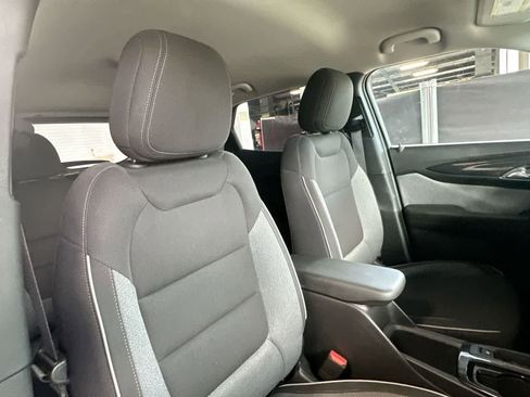 Used 2025 Chevrolet TrailBlazer LT AWD/4WD image 27