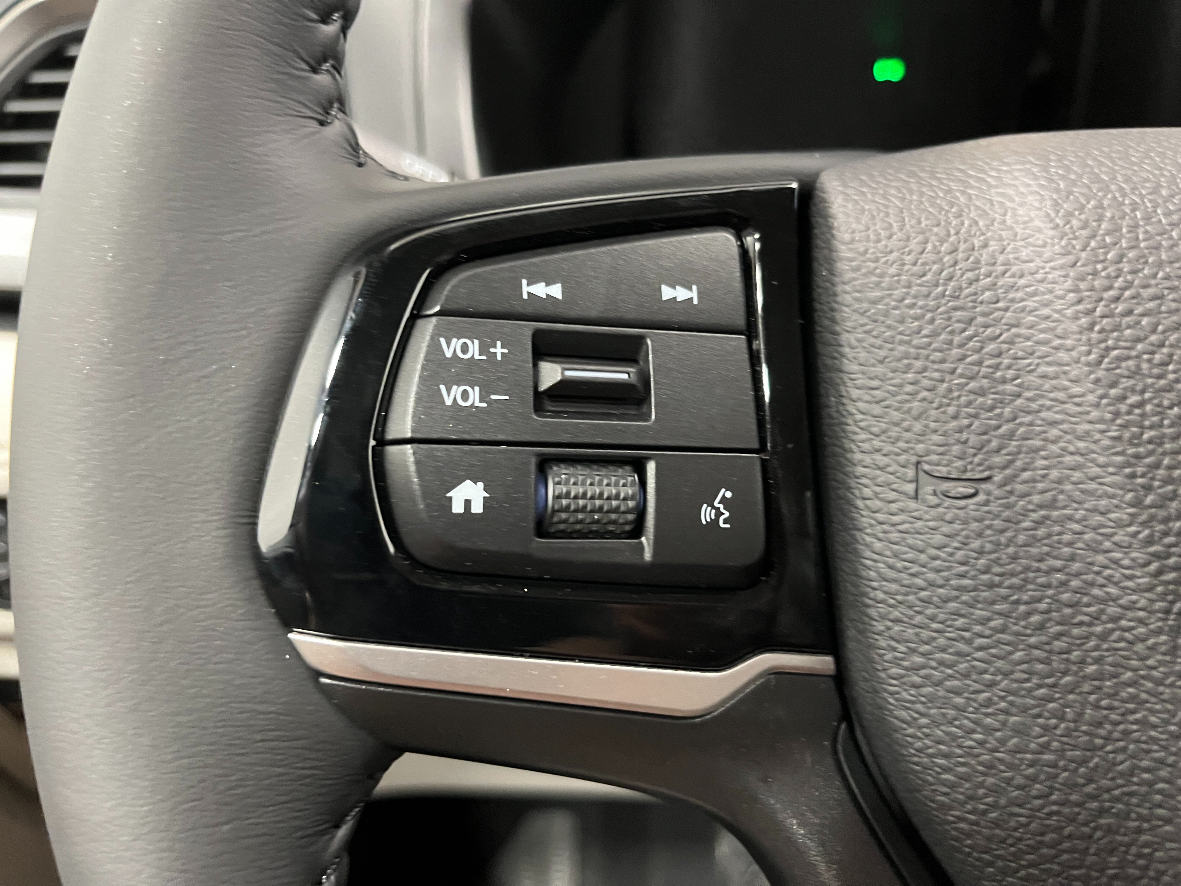 New 2027 Honda Odyssey EX-L image 17