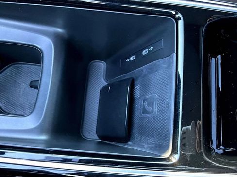 Used 2023 Volkswagen ID.4 Pro S image 14