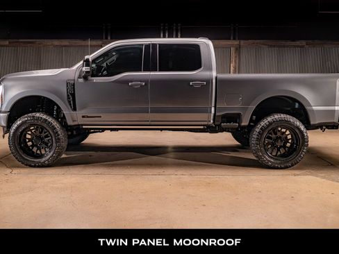 Used 2026 Ford F250 Platinum AWD/4WD image 5
