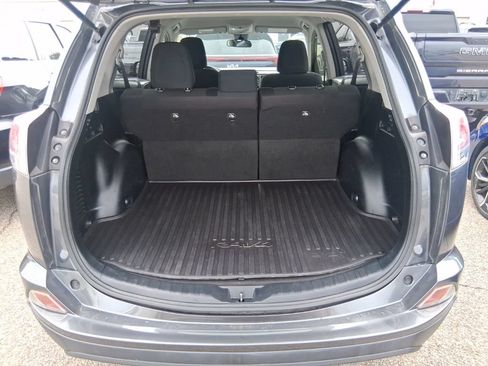 Used 2018 Toyota RAV4 LE w/ All Weather Liner Package AWD/4WD image 14