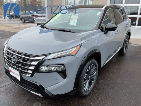 New 2026 Nissan Rogue Platinum image 1