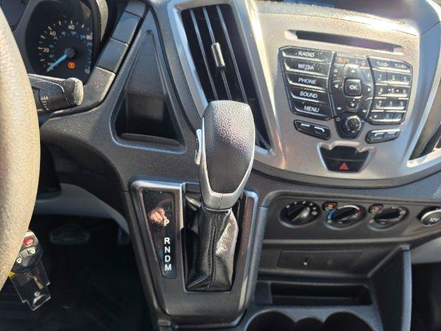 Used 2019 Ford Transit 250 130 Medium Roof RWD image 18