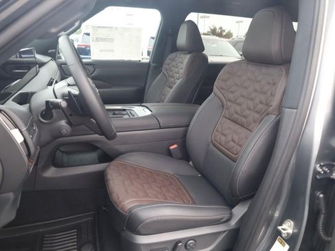 New 2026 Nissan Armada Platinum AWD/4WD image 19