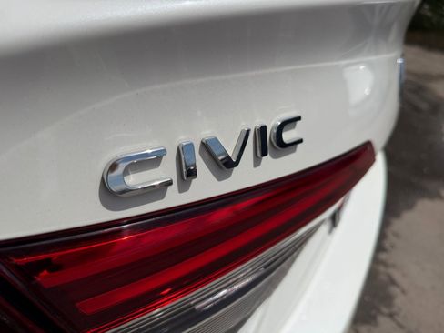 Used 2024 Honda Civic Sport image 24