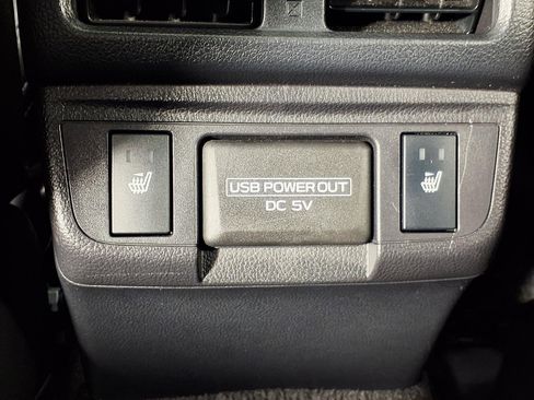 Used 2018 Subaru Legacy 2.5i Limited image 12