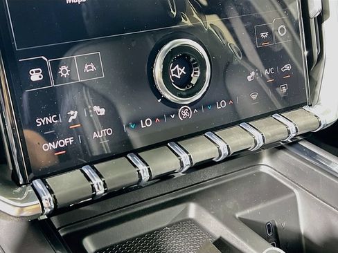 New 2026 GMC Acadia Elevation w/ Elevation Premium Package AWD/4WD image 13