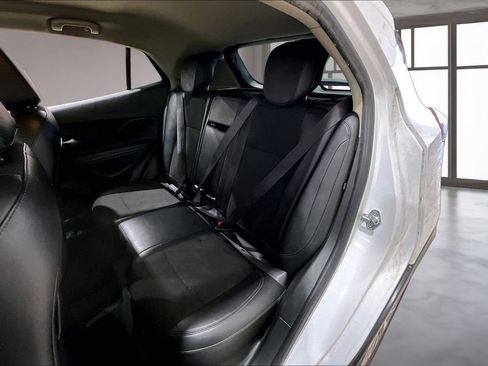 Used 2019 Buick Encore Preferred AWD/4WD image 22