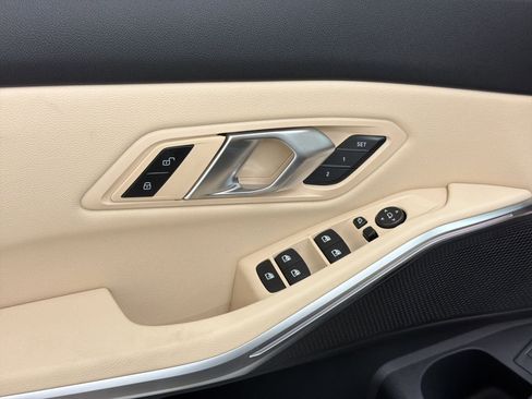 New 2026 BMW 330i xDrive Sedan w/ Premium Package AWD/4WD image 22