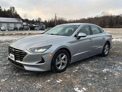 Used 2021 Hyundai Sonata SE w/ Preferred Accessory Package