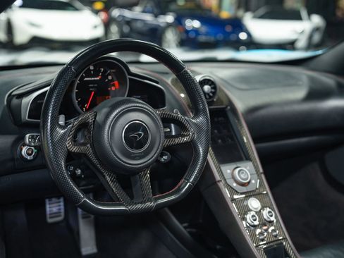 Used 2016 McLaren 650S Spider image 22