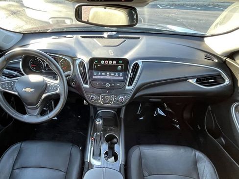 Used 2016 Chevrolet Malibu Premier w/ Driver Confidence Package image 11