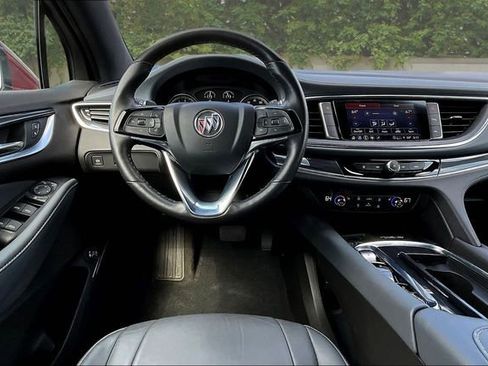 Certified 2023 Buick Enclave Essence w/ Experience Buick Package FWD image 8