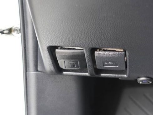 Used 2023 Toyota RAV4 LE FWD image 20