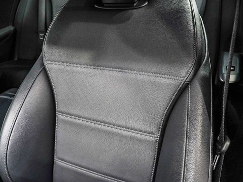 Used 2022 Mercedes-Benz C 300 Sedan image 28