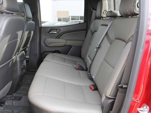 Used 2026 Chevrolet Colorado ZR2 w/ Technology Package image 7