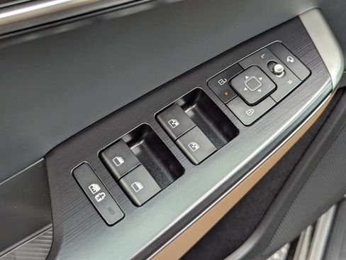 New 2026 Kia EV6 Wind RWD image 19