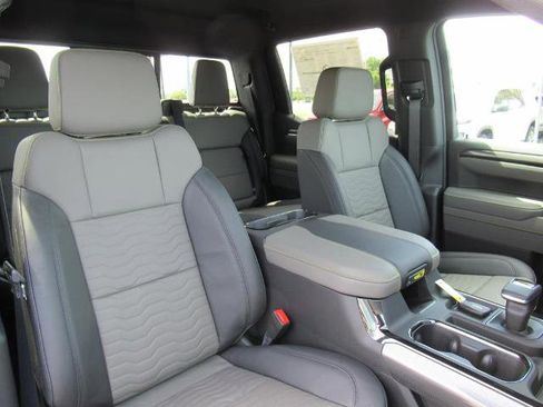 New 2025 Chevrolet Silverado 1500 ZR2 w/ Technology Package image 11