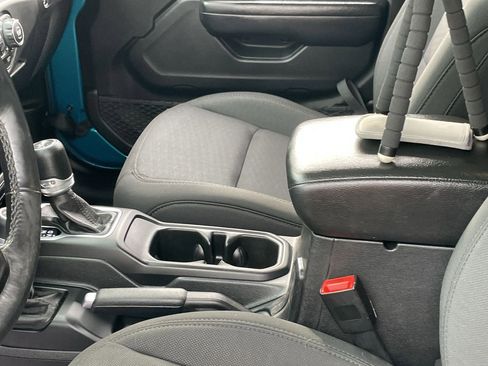 Used 2019 Jeep Wrangler Unlimited Sport S image 36