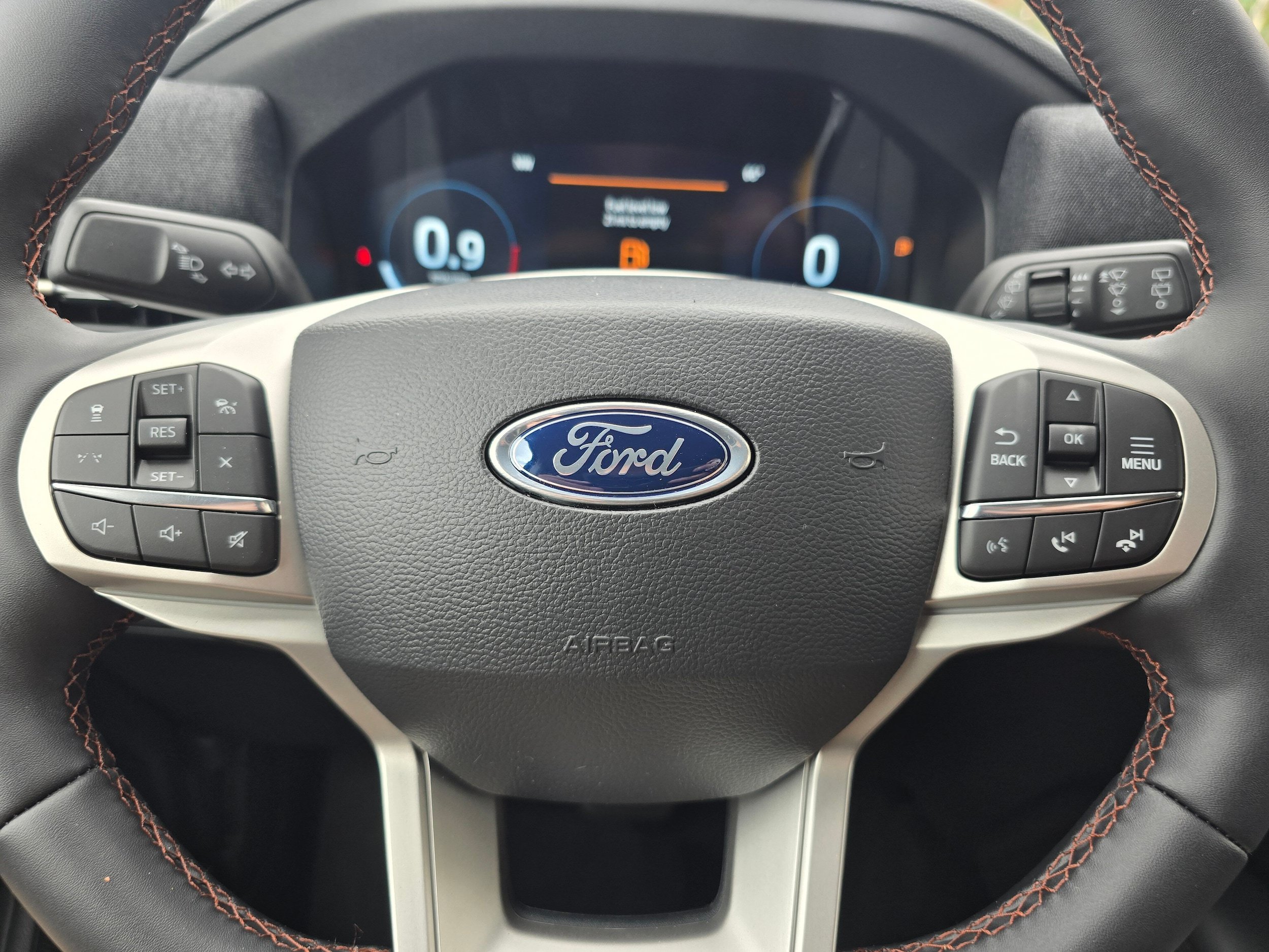 New 2026 Ford Explorer Active AWD/4WD image 18