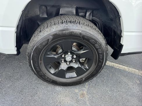 Used 2024 RAM 1500 Big Horn image 29