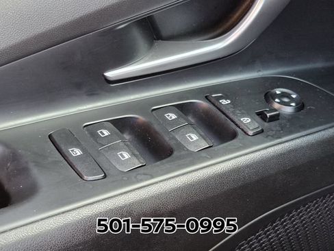 Used 2023 Hyundai Elantra Blue FWD image 35