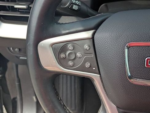 Used 2024 GMC Terrain SLT FWD image 18