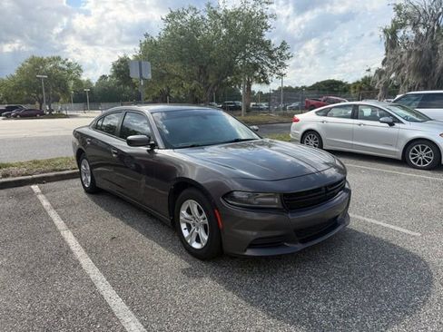 Used 2020 Dodge Charger SXT RWD image 7