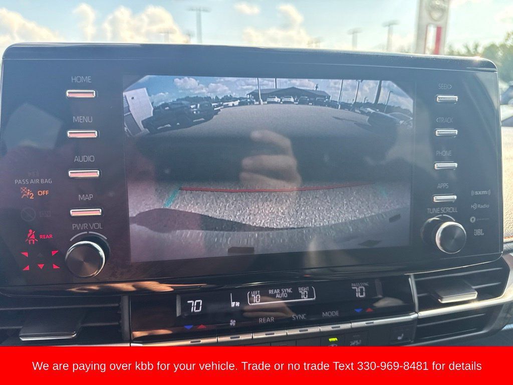 Used 2023 Toyota Sienna XSE w/ XSE Plus Package AWD/4WD image 15