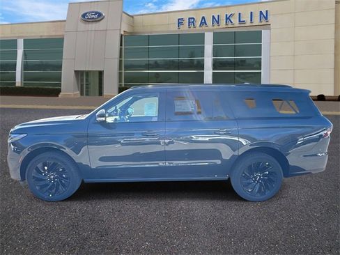 New 2025 Lincoln Navigator L Reserve w/ Jet Appearance Package image 4